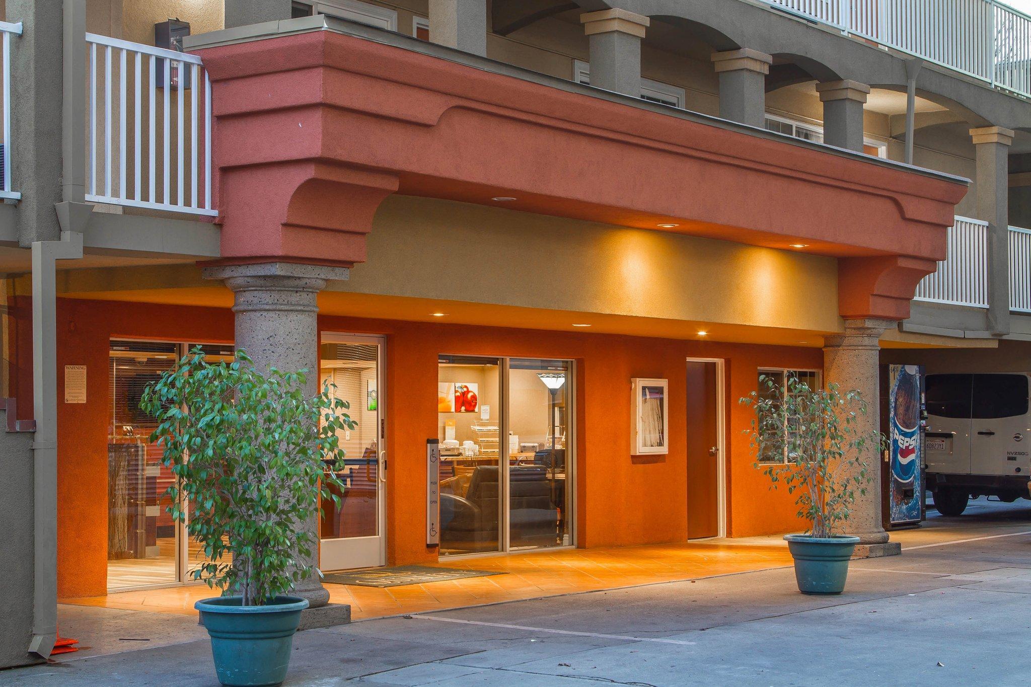 Quality Inn Sacramento Convention Center Exterior foto